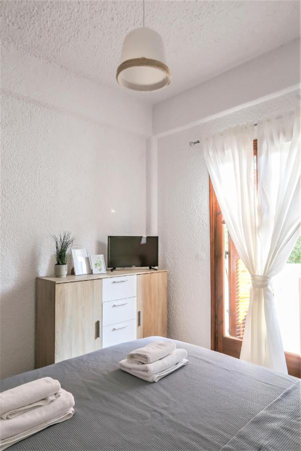 Beachfront Deluxe Apt. Πευκοχώρι Εξωτερικό φωτογραφία